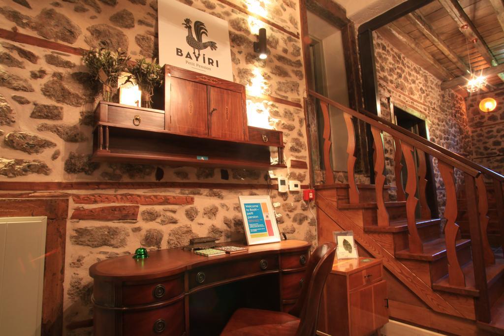 Bayiri Petit Pension Litochoron Bagian luar foto